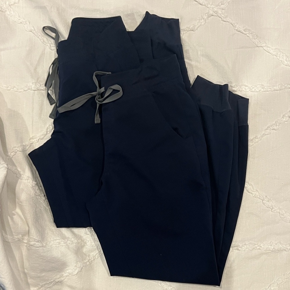 FIGS Zamora Jogger Scrub Pants- 2 pair bundle